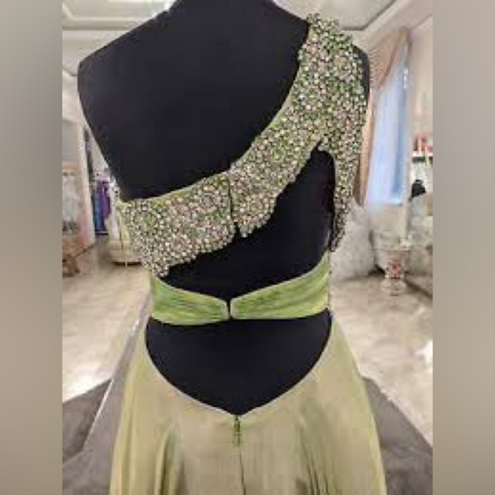 Sherri Hill pageant gown, size 4